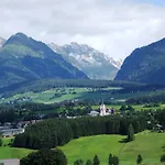 Haus Julia بيت للعطل *