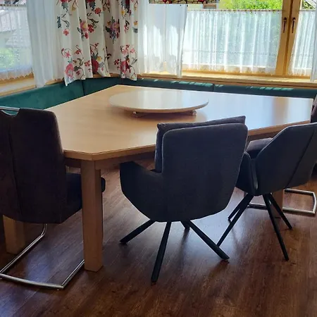 Haus Julia Feriehus Mariapfarr