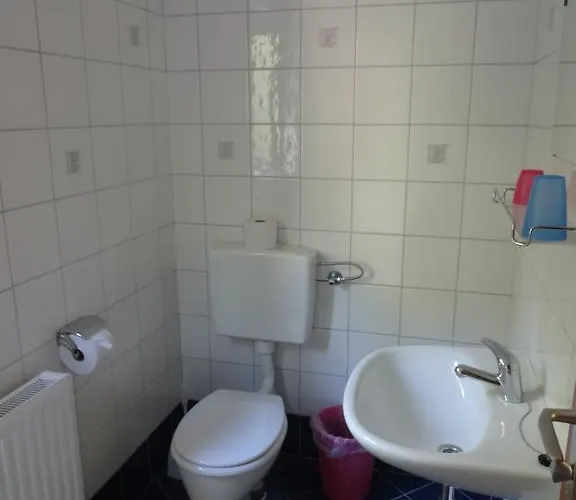 Haus Julia Semesterbostad *